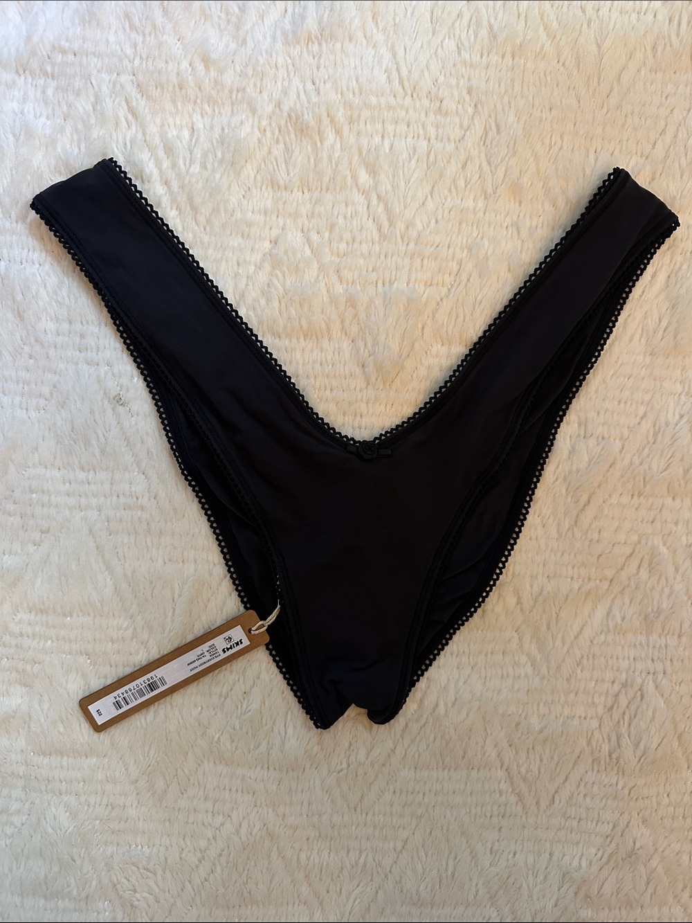 SKIMS Fits Everybody Black V-Front Bikini